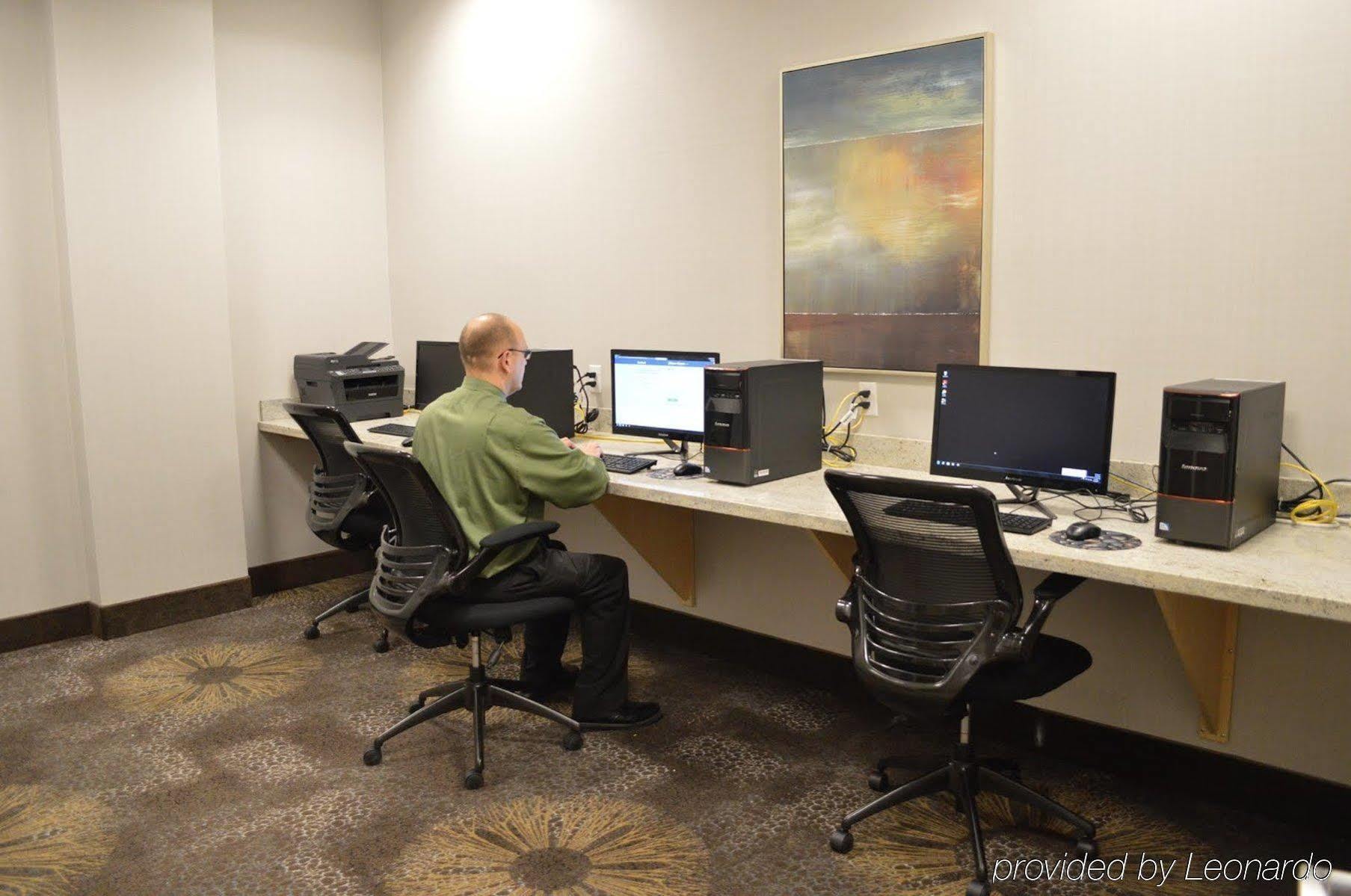 Hilton Garden Inn Tacoma Downtown Εξωτερικό φωτογραφία